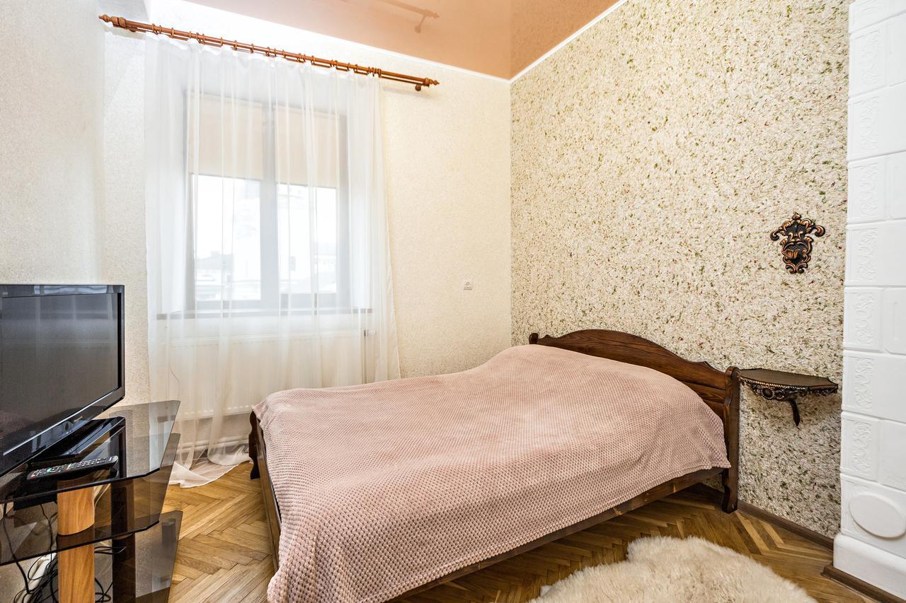 Apartment In A City Center! Krakivska,34 リヴィウ エクステリア 写真